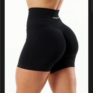 Black alphalete amplify 4.5” shorts